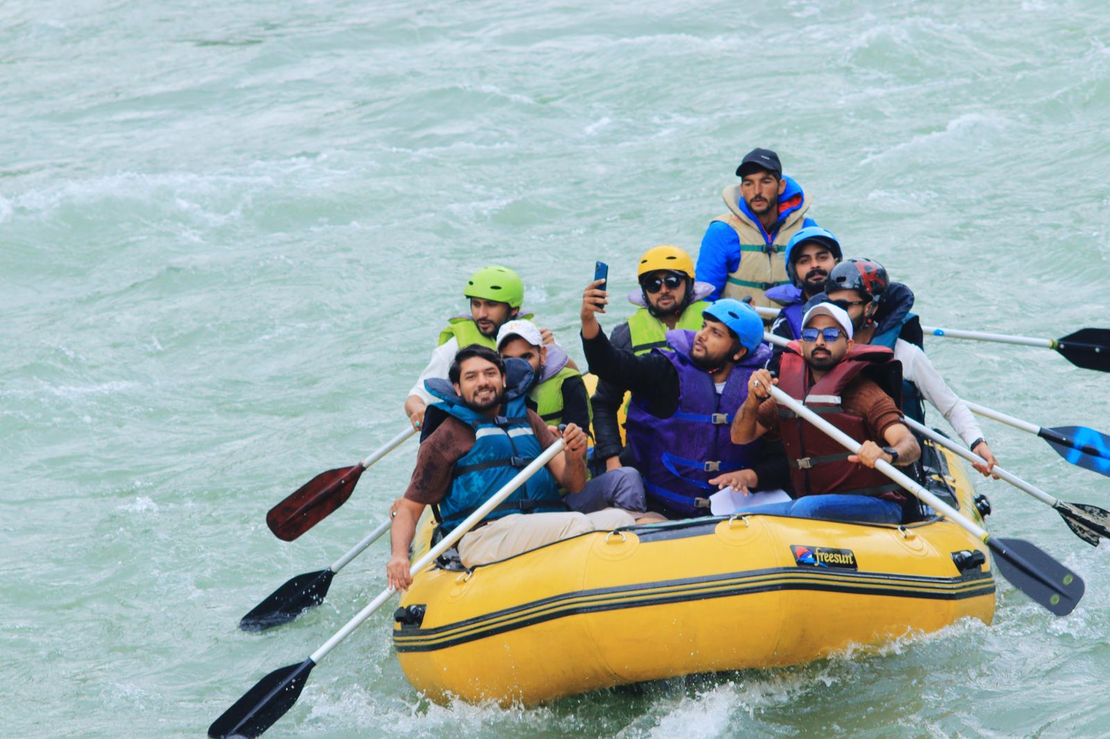 Group white water rafting on Kunhar River